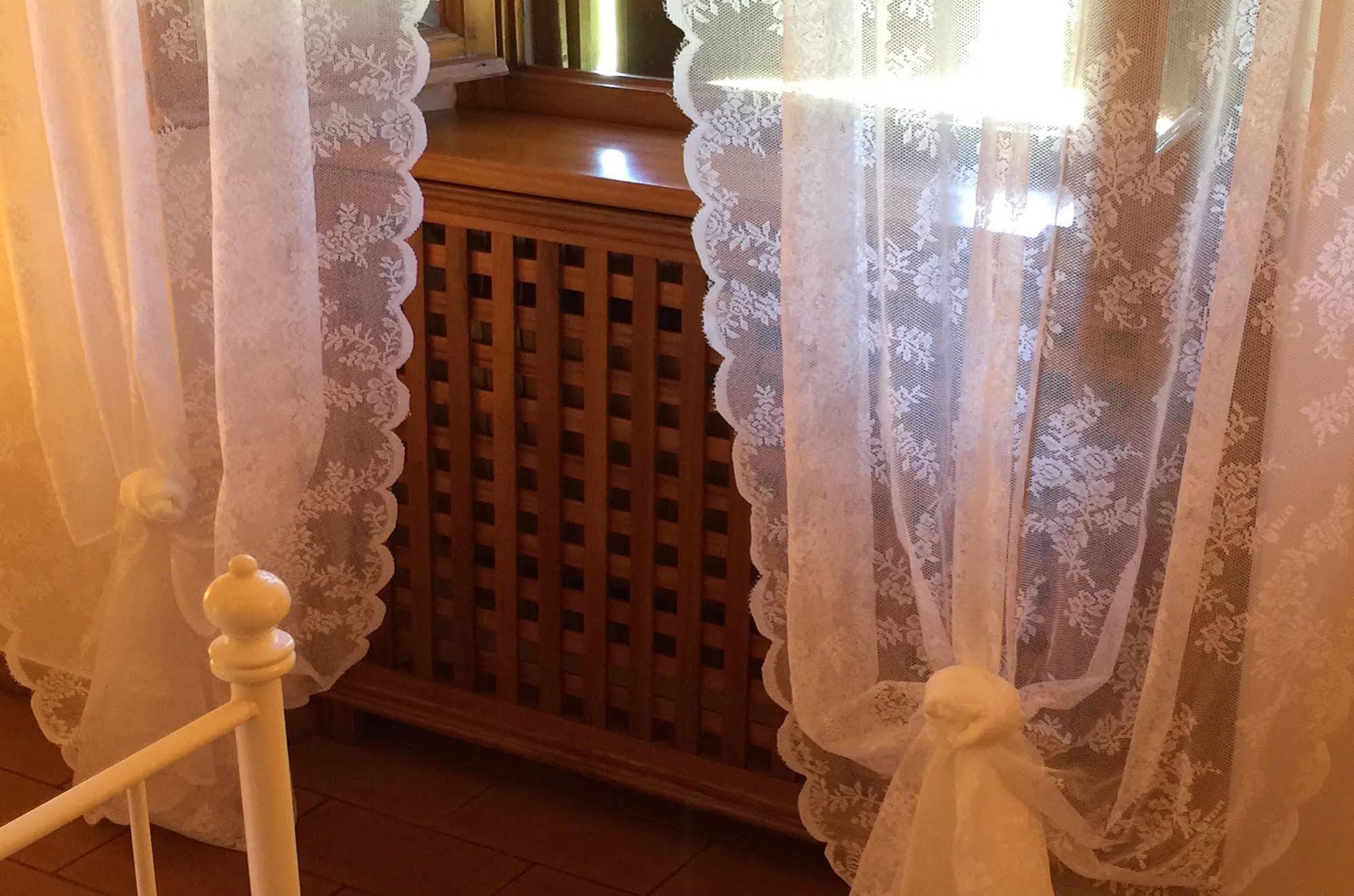 Convento Di San Francesco Mondaino Bed & Breakfast Екстериор снимка