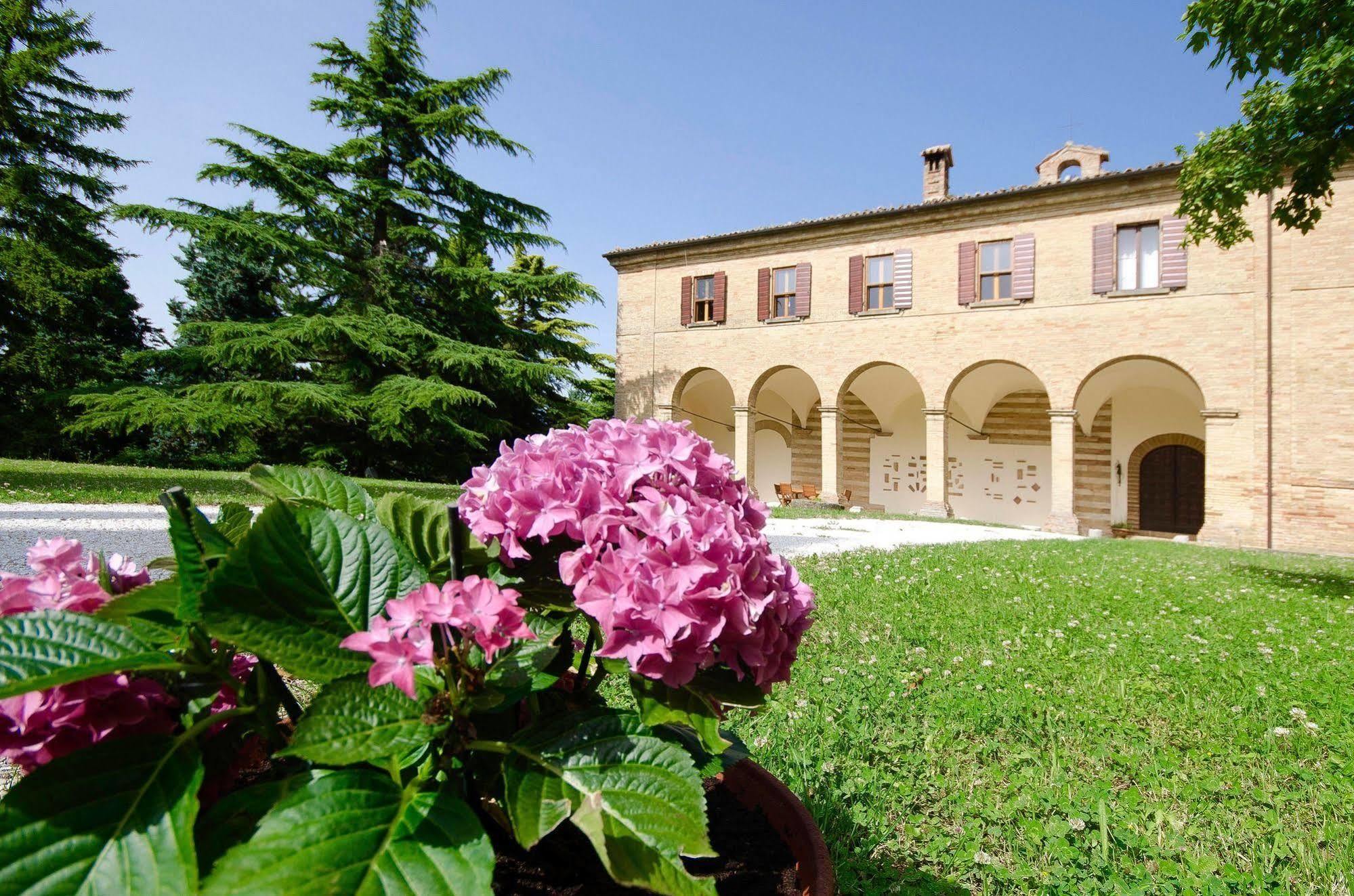 Convento Di San Francesco Mondaino Bed & Breakfast Екстериор снимка